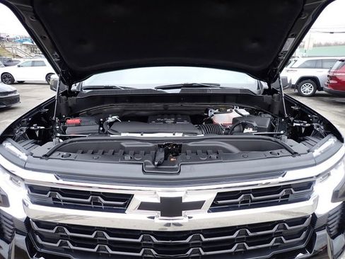 Used 2025 Chevrolet Silverado 1500 LT image 14