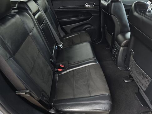 Used 2020 Jeep Grand Cherokee Altitude RWD image 33
