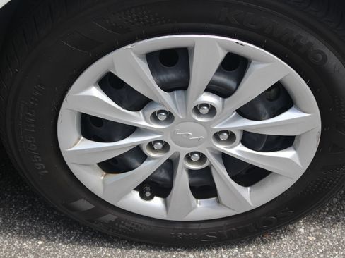 Certified 2024 Kia Forte LX FWD image 13