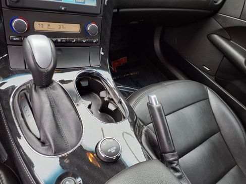 Used 2013 Chevrolet Corvette Grand Sport w/ 2LT Preferred Equipment Group image 19