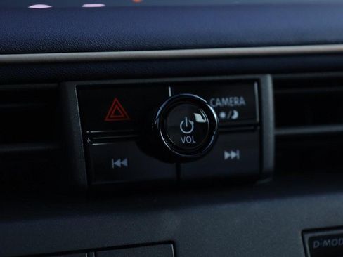 New 2026 Nissan Leaf Platinum+ w/ Cargo Package (Platinum+) image 16