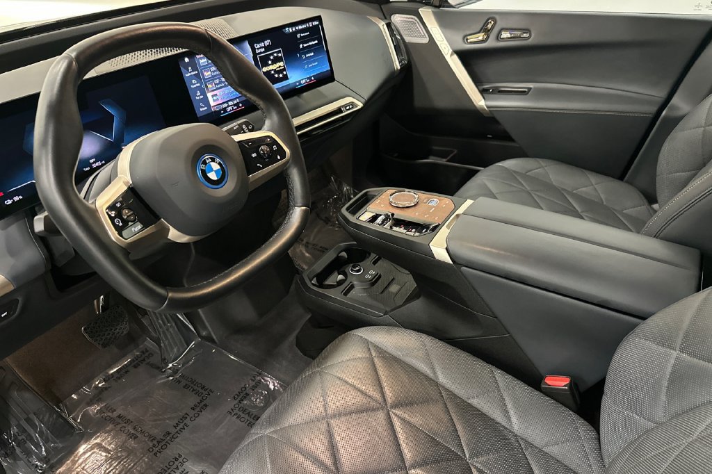 Certified 2023 BMW iX M60 AWD/4WD image 10
