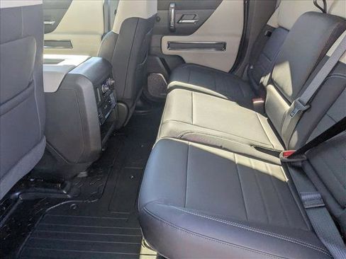 New 2026 GMC Hummer EV 4x4 Crew Cab image 16