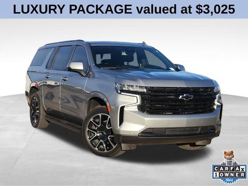 Used 2024 Chevrolet Suburban RST w/ Luxury Package image 1