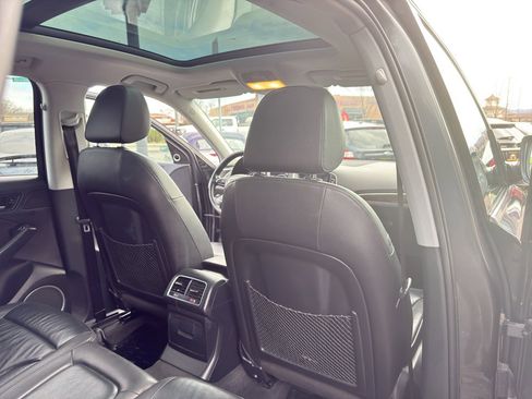 Used 2017 Audi Q5 2.0T Premium Plus w/ Technology Package image 15