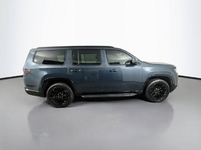 Used 2022 Jeep Wagoneer Series I AWD/4WD image 5