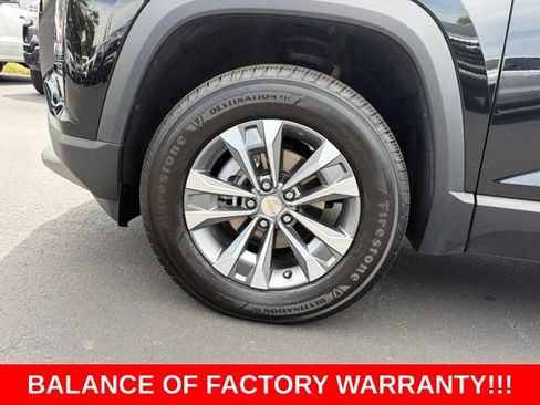 Used 2026 Chevrolet Equinox LT w/ Safety and Technology Package FWD image 9