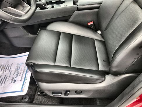 Certified 2025 Nissan Rogue SV w/ SV Premium Package image 12