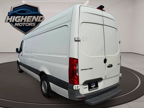 Used 2020 Mercedes-Benz Sprinter 2500 w/ Driver Convenience Package image 4