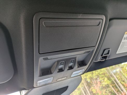 New 2026 Ford Escape ST-Line w/ Tech Pack #1 FWD image 24