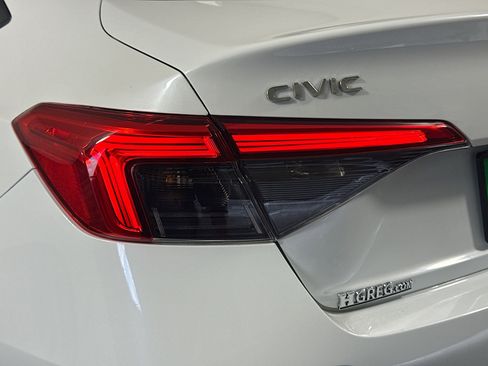 Used 2023 Honda Civic Sport image 36