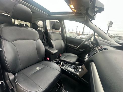 Used 2016 Subaru Forester 2.5i Touring w/ Eyesight & Navigation System image 25