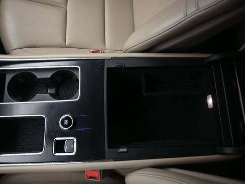Used 2020 Lincoln Aviator 2WD w/ Class IV Trailer Tow Package image 19