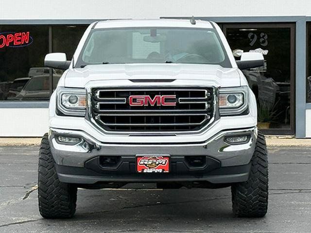 Used 2017 GMC Sierra 1500 SLE AWD/4WD image 8