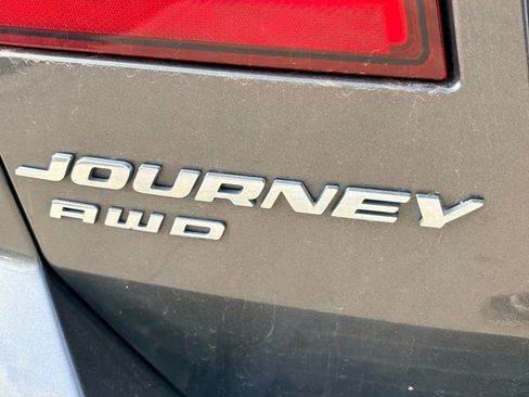 Used 2016 Dodge Journey R/T image 10