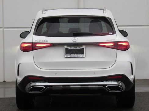 Certified 2025 Mercedes-Benz GLC 300 GLC 300 image 7