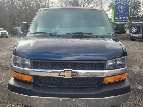 Used 2015 Chevrolet Express 3500 LT w/ LT Preferred Equipment Group image 3