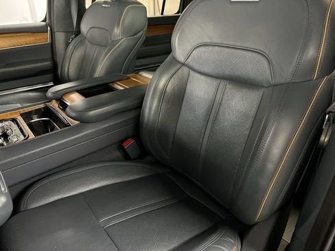 Used 2022 Jeep Grand Wagoneer Series II w/ Premium Group II AWD/4WD image 20