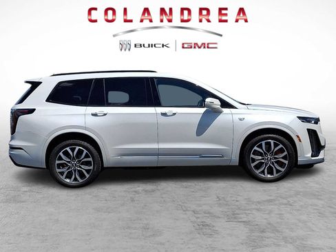 Used 2022 Cadillac XT6 Sport AWD/4WD image 7