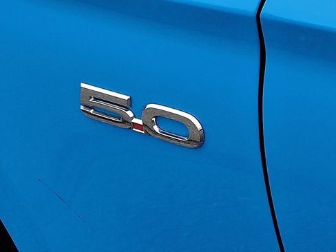 Used 2017 Ford Mustang GT image 31