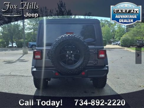 Used 2025 Jeep Wrangler Unlimited Sport AWD/4WD image 7