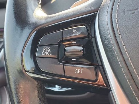 Used 2017 BMW 530i xDrive AWD/4WD image 21