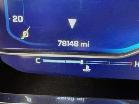 Used 2022 Chevrolet Tahoe LT image 16