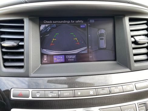 Used 2019 INFINITI QX60 Luxe w/ Essential Package image 24