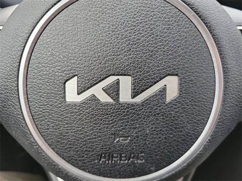 Used 2023 Kia Sportage EX image 29