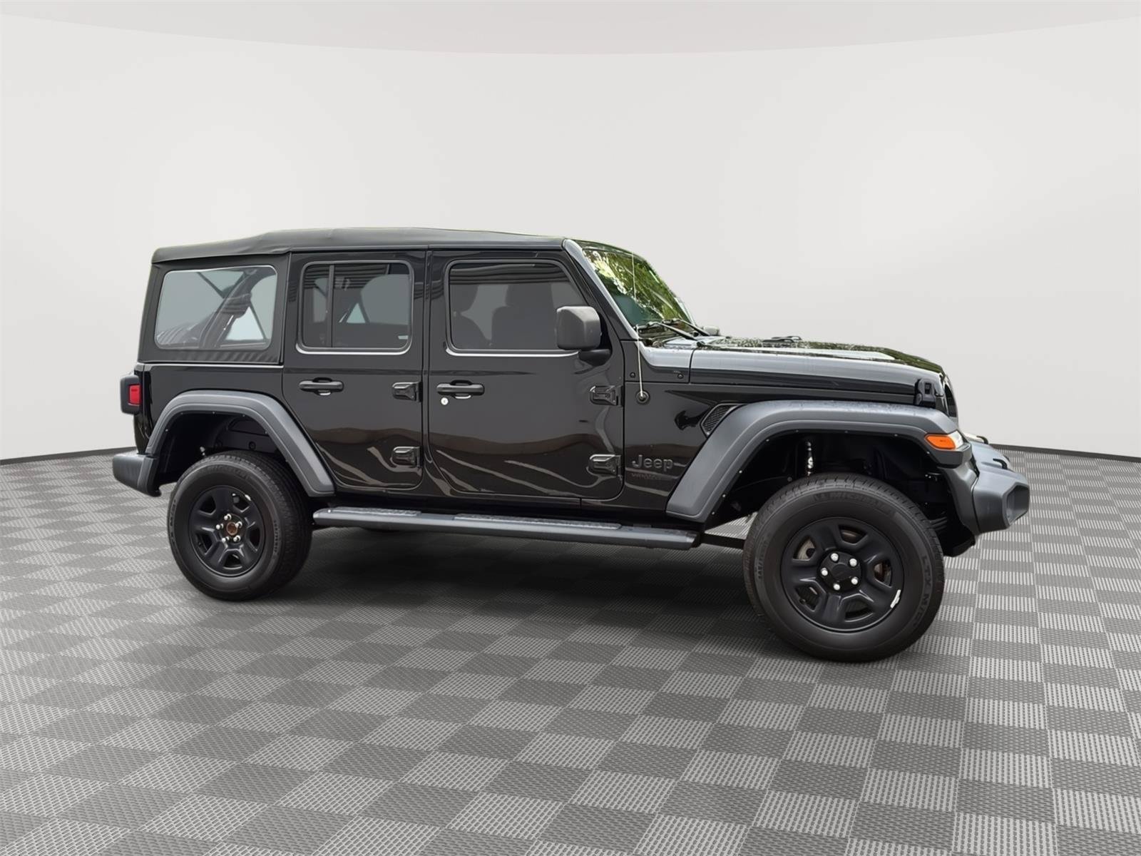 Used 2022 Jeep Wrangler Unlimited Sport AWD/4WD image 4
