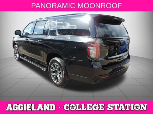 Used 2023 Chevrolet Suburban Z71 w/ Luxury Package AWD/4WD image 6