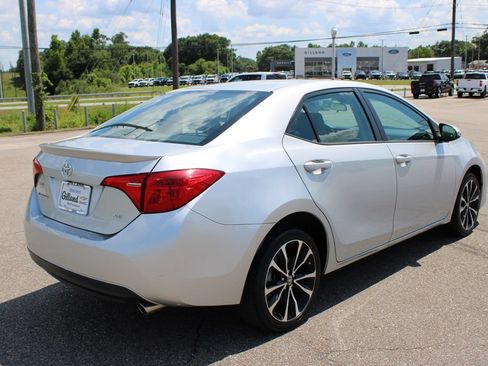 Used 2019 Toyota Corolla SE FWD image 13