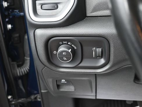 Used 2021 RAM 1500 Big Horn AWD/4WD image 29