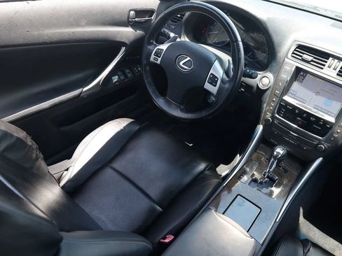 Used 2014 Lexus IS 250C w/ Luxury Package RWD image 12