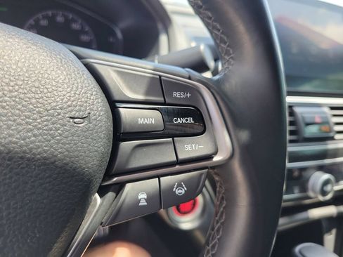 Used 2019 Honda Accord Sport image 21