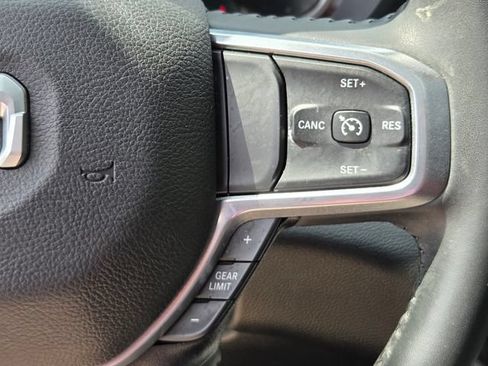 Used 2024 RAM 1500 Laramie AWD/4WD image 21
