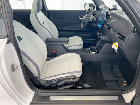 New 2026 MINI Cooper 2-Door Hardtop image 31