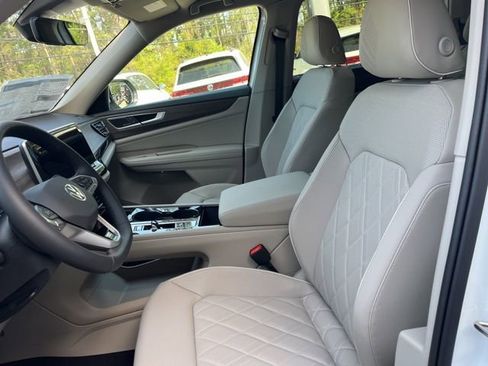 New 2026 Volkswagen Atlas SEL Premium R-Line AWD/4WD image 7
