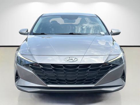 Used 2022 Hyundai Elantra SEL FWD image 8