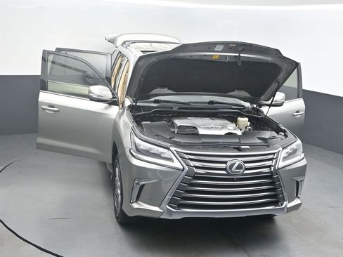 Used 2017 Lexus LX 570 4WD image 56