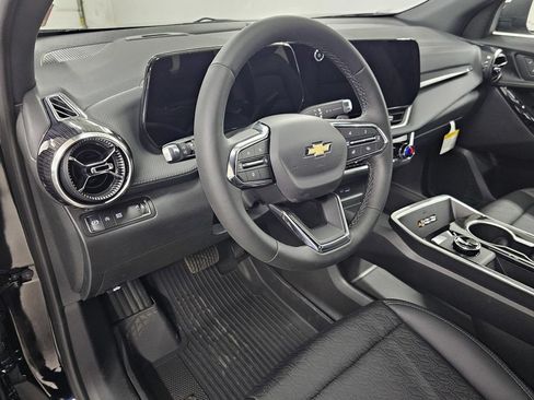 New 2026 Chevrolet Equinox LT w/ Convenience Package II FWD image 12