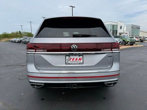 Used 2024 Volkswagen Atlas SEL Premium R-Line AWD/4WD image 6