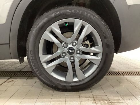 Certified 2023 Kia Seltos LX image 22