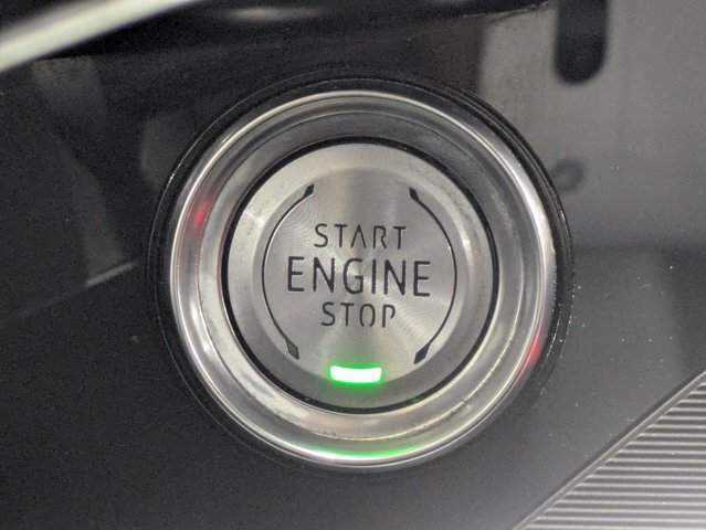 Used 2022 Chevrolet Corvette Stingray Coupe w/ 1LT RWD image 27