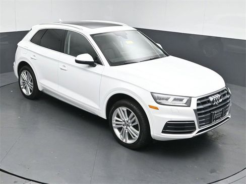 Used 2018 Audi Q5 Prestige w/ Prestige Package image 47