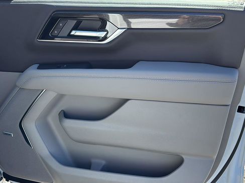 New 2026 GMC Yukon Elevation image 24