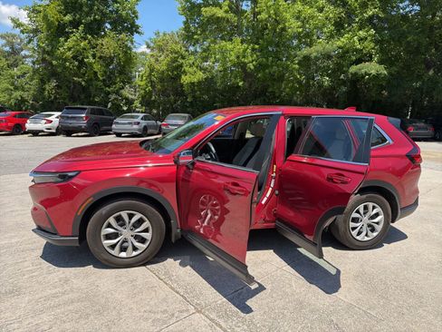 Used 2023 Honda CR-V LX image 18