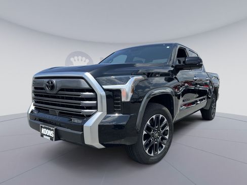 Used 2026 Toyota Tundra Limited AWD/4WD image 1