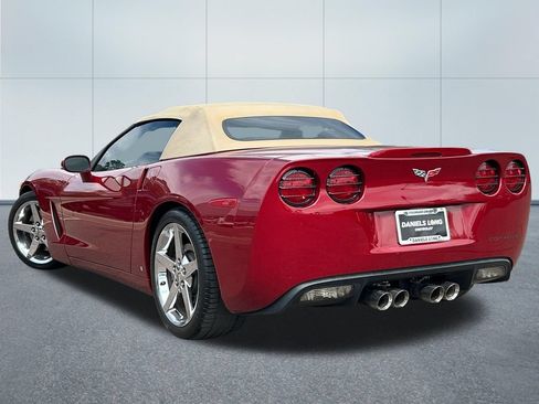 Used 2008 Chevrolet Corvette Convertible w/ Preferred Equipment Group RWD image 30