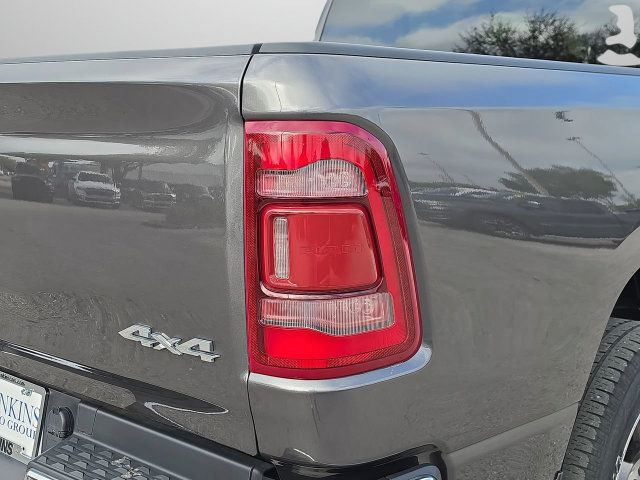 Used 2023 RAM 1500 Laramie AWD/4WD image 14